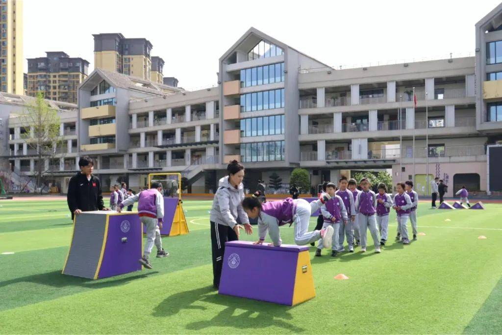 PG电子官网赛事之“窗”演绎多元城市——成都赛事经济观察之三(图3)